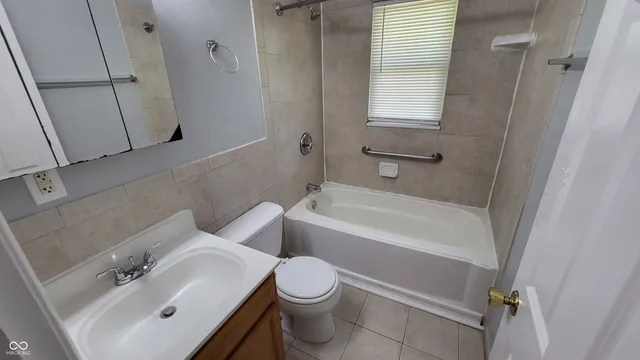 $999 | 3964 North Lesley Avenue, Indianapolis, IN 46226