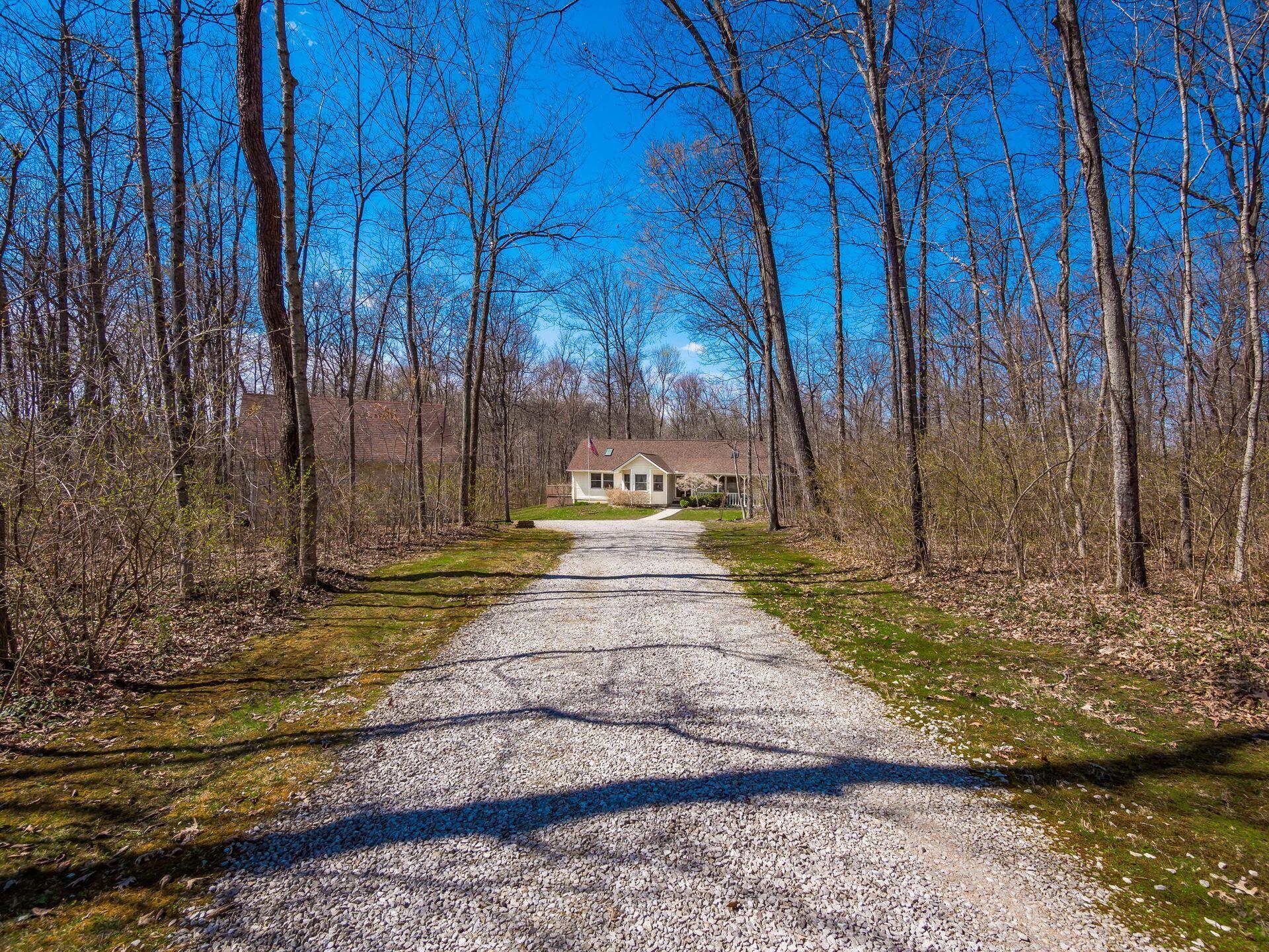 12741 Goodman Road Ashville, OH 43103 - Photo 33 of 61 Driveway