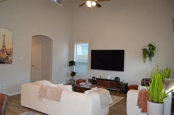 $2,200 | 27094 Grey Fox Run, Magnolia, TX 77354