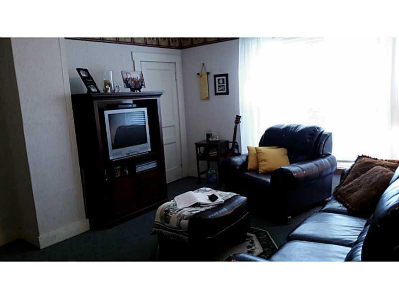 1017 Skinner Lane Springfield, OH 45504 - Photo 3 of 18