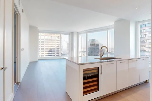 $2,850,000 | 240 Devonshire Street, Unit 4012, Boston, MA 02110