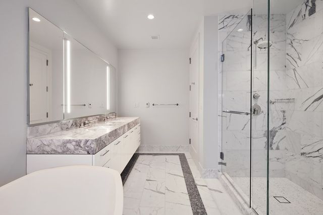 $2,850,000 | 240 Devonshire Street, Unit 4012, Boston, MA 02110