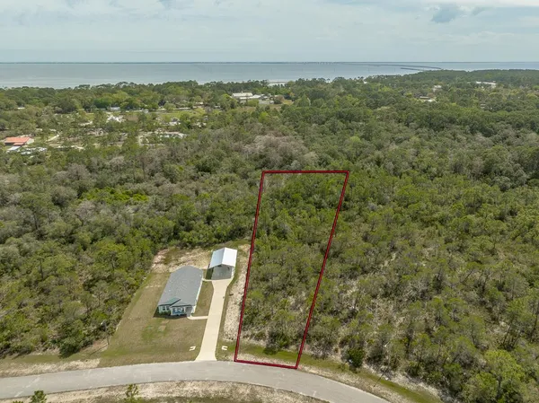 $45,000 | 333 Blue Heron Drive, Eastpoint, FL 32328