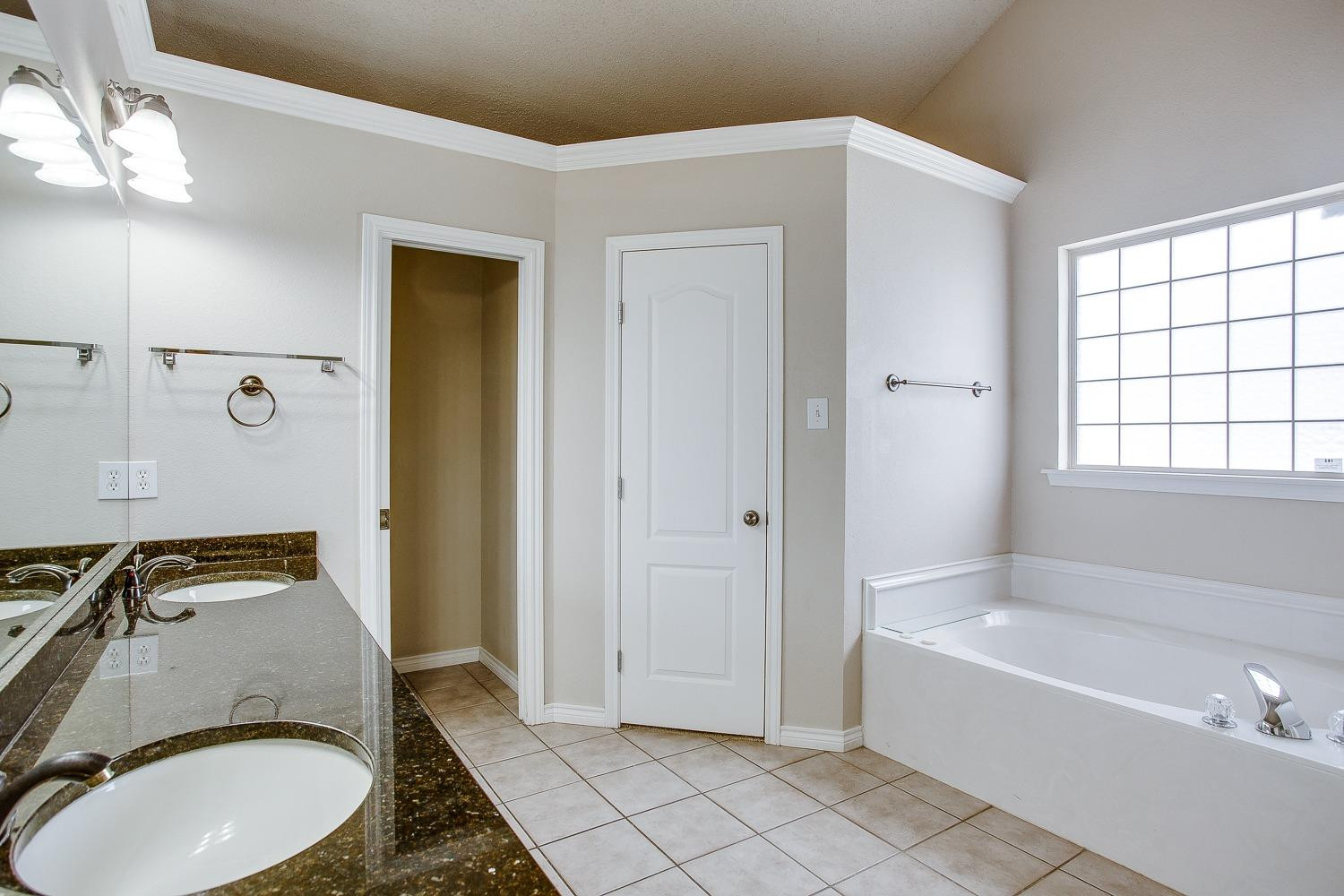 5912 102nd Street Lubbock, TX 79424 - Photo 12 of 18 Photo 12