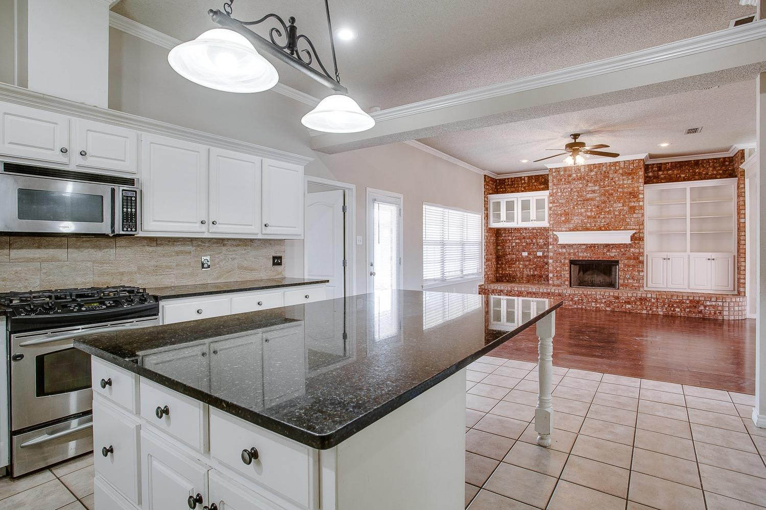 5912 102nd Street Lubbock, TX 79424 - Photo 9 of 18 Photo 9