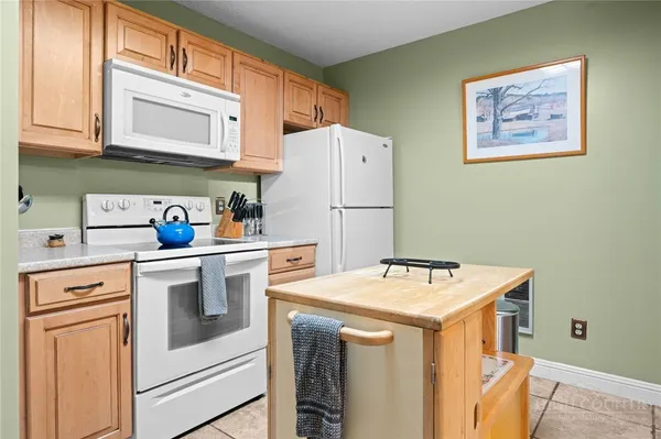 $350,000 | 106 West Pond Creek Road, Unit A, Beech Mountain, NC 28604