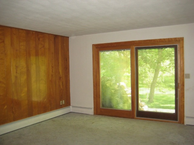 21106 Robin Road Harvard, IL 60033 - Photo 2 of 16
