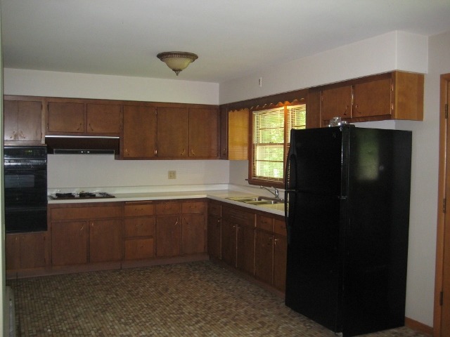 21106 Robin Road Harvard, IL 60033 - Photo 5 of 16