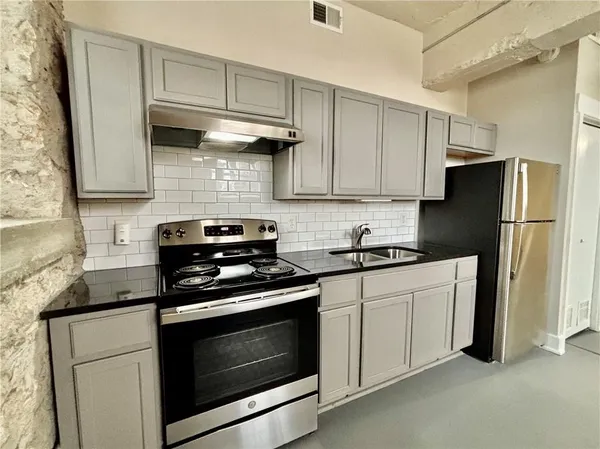 $2,150,000 | 1614 Linwood Boulevard, Kansas City, MO 64109