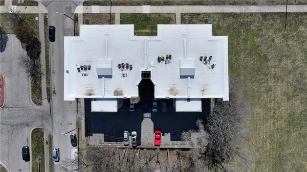 $2,150,000 | 1614 Linwood Boulevard, Kansas City, MO 64109
