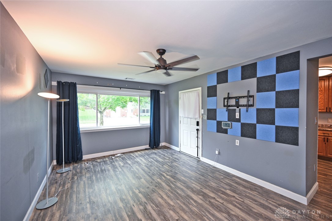 2908 Blackhawk Road Kettering, OH 45420 - Photo 9 of 41