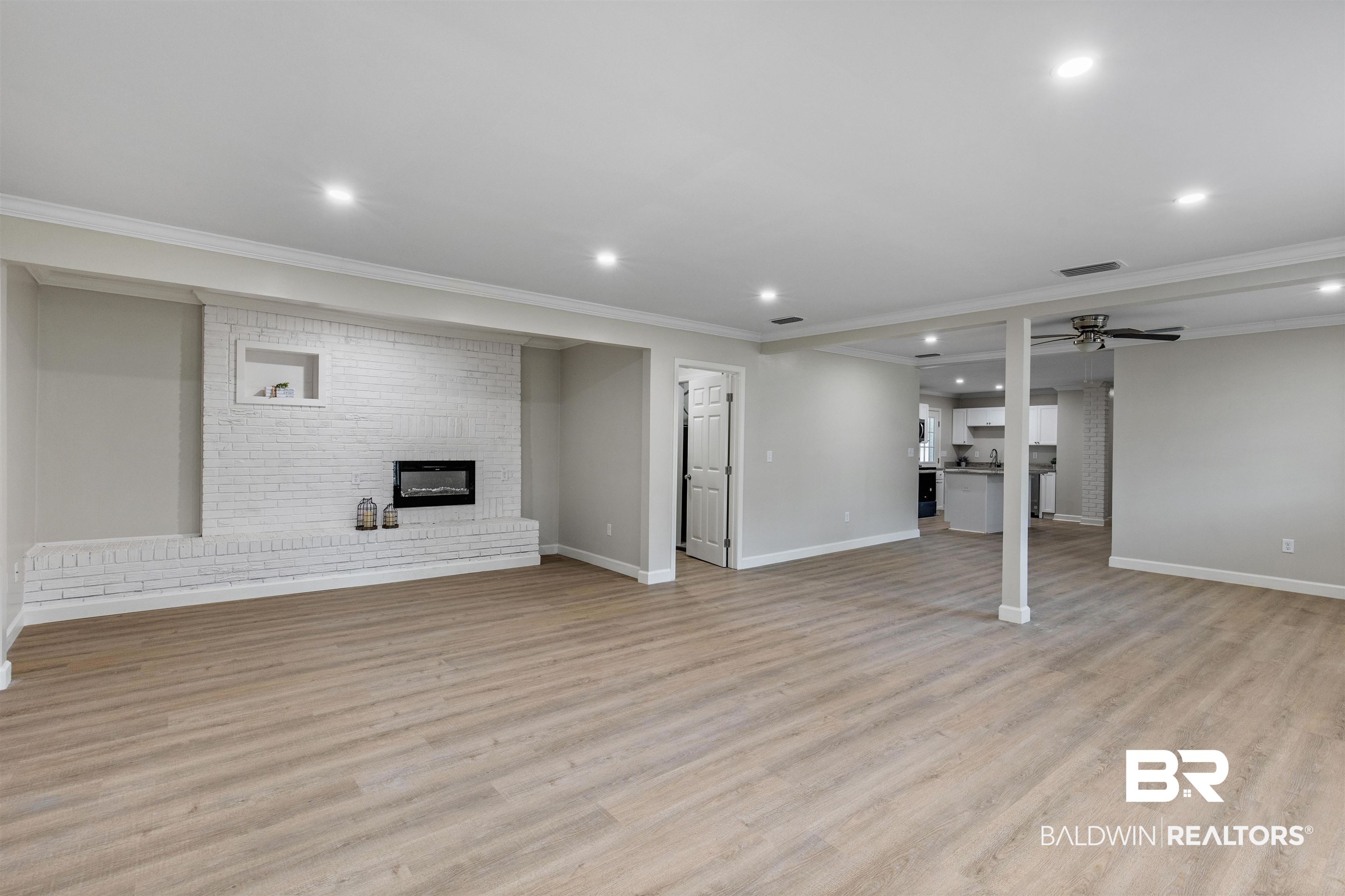 1304 Johnson Road Daphne, AL 36526 - Photo 10 of 33 Gallery Image 10