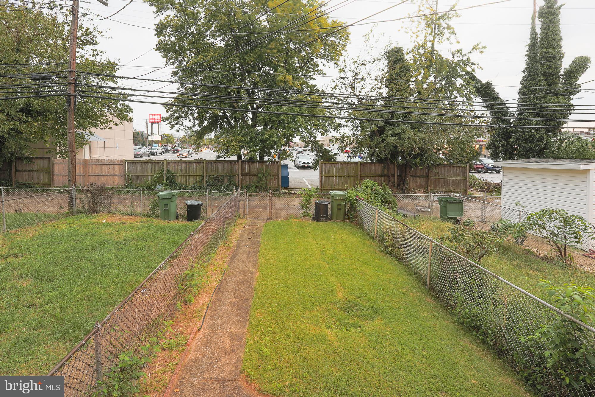 4119 Crest Heights Road Baltimore, MD 21215 - Photo 13 of 32 a view of lake