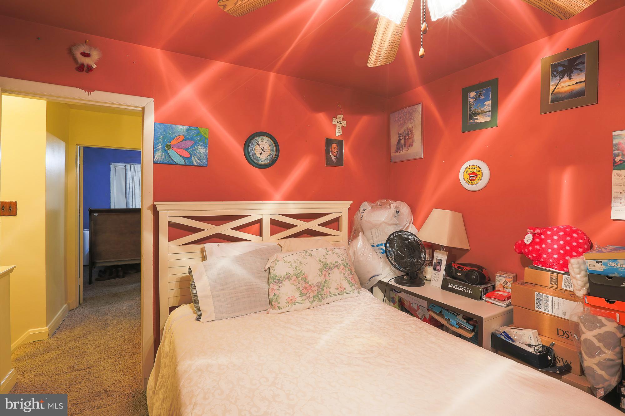 4119 Crest Heights Road Baltimore, MD 21215 - Photo 18 of 32 a bed room with a bed