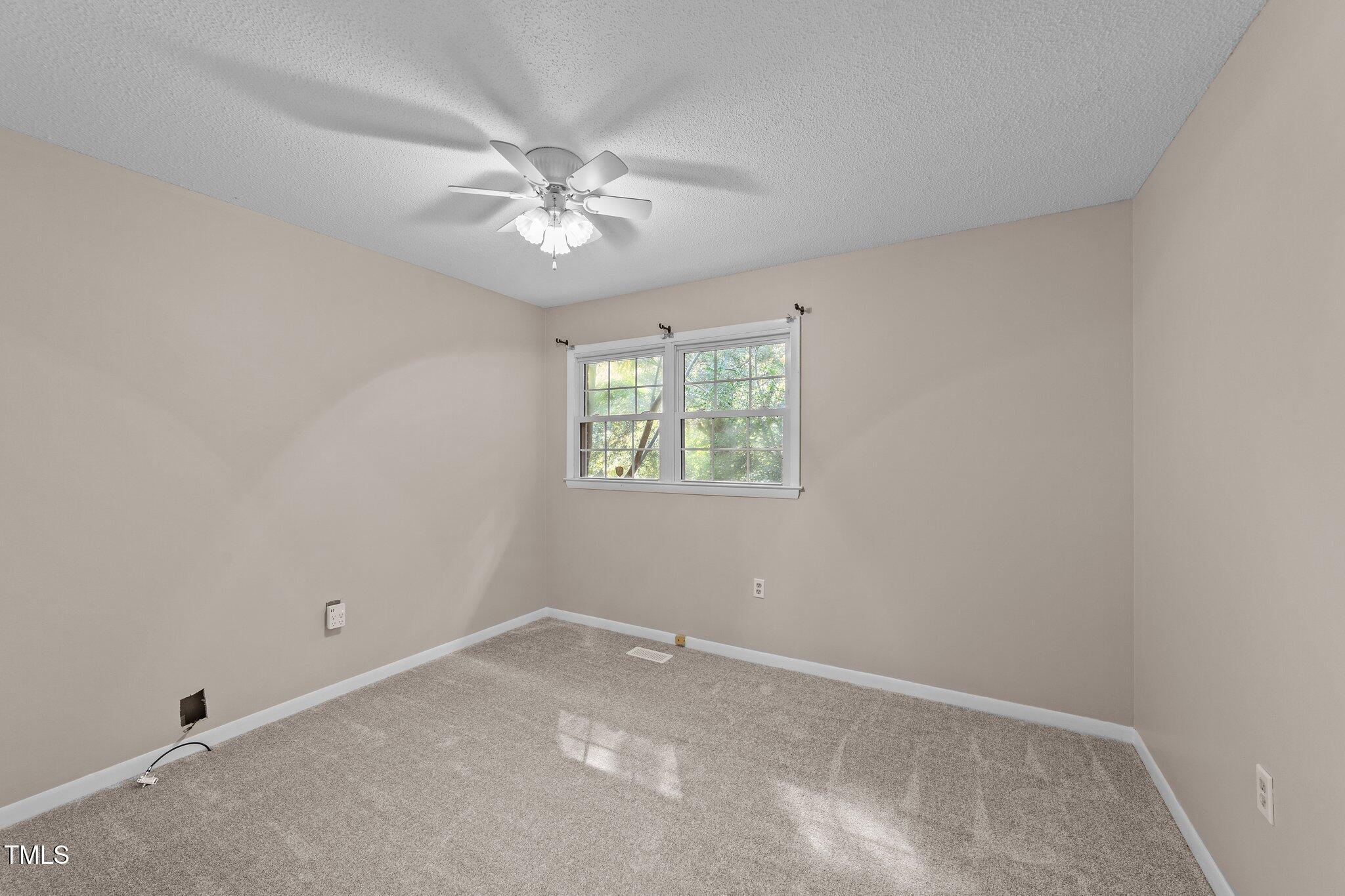 2431 Government Road Clayton, NC 27520 - Photo 24 of 39 26-web-or-mls-VB4A0088