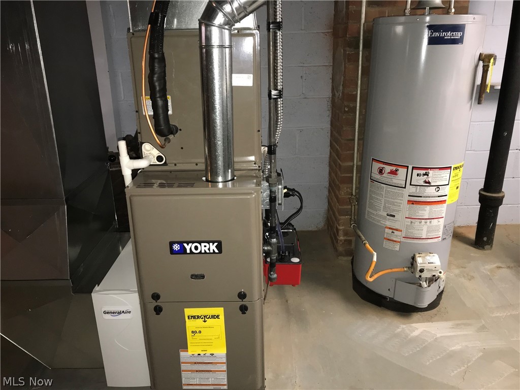 6564 Ridgewood Lakes Drive Parma, OH 44129 - Photo 26 of 33 Furnace and AC installed Oct 2021