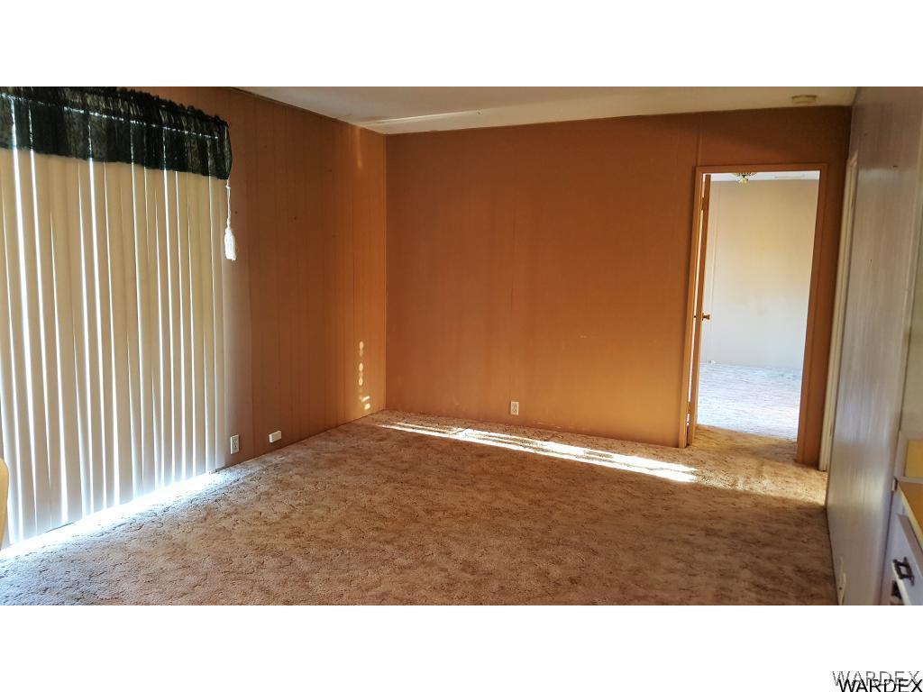511 North Hunt Road Golden Valley, AZ 86413 - Photo 17 of 36