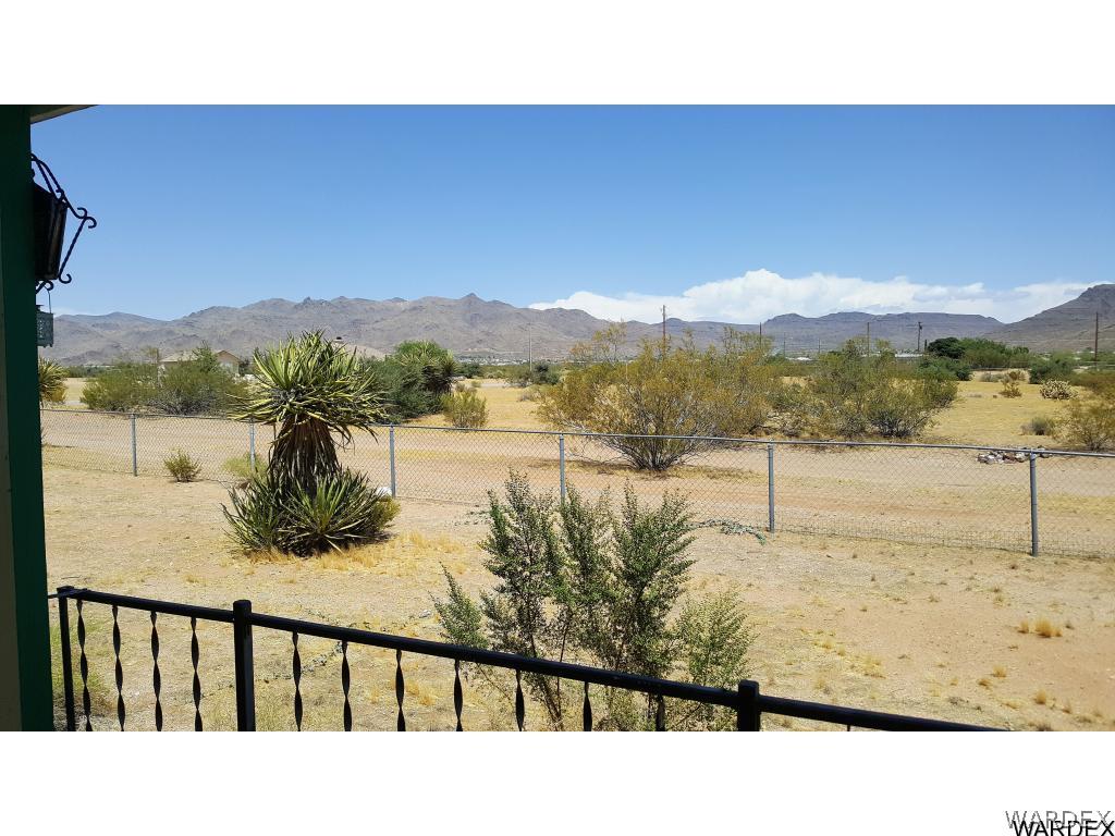 511 North Hunt Road Golden Valley, AZ 86413 - Photo 32 of 36