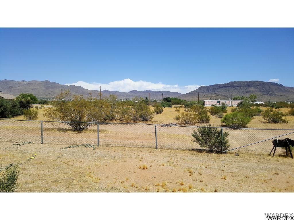 511 North Hunt Road Golden Valley, AZ 86413 - Photo 34 of 36
