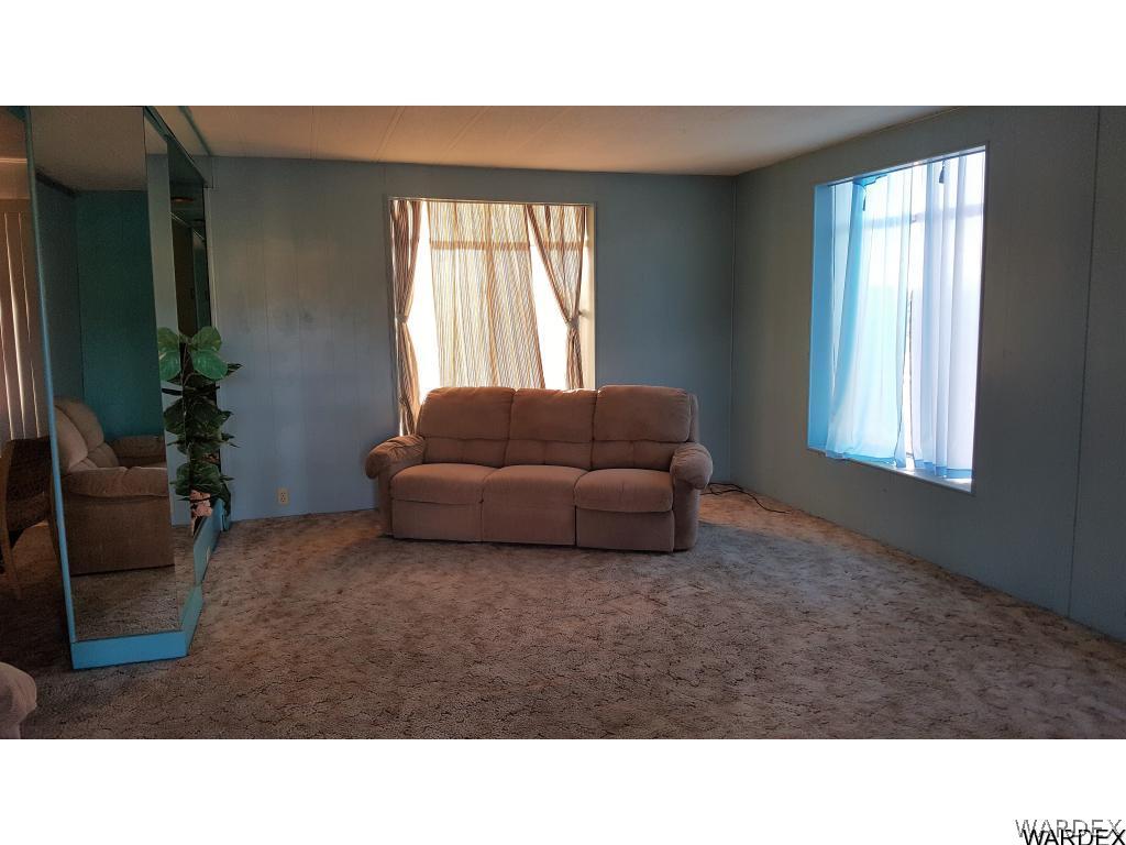511 North Hunt Road Golden Valley, AZ 86413 - Photo 8 of 36