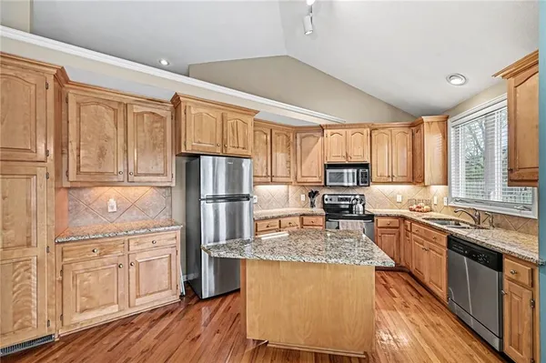 $425,000 | 3110 Northeast 91st Terrace, Kansas City, MO 64156