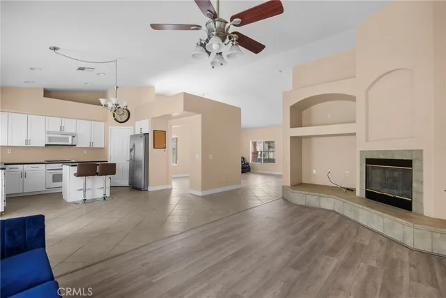 $505,000 | 2104 West W Avenue, Lancaster, CA 93536