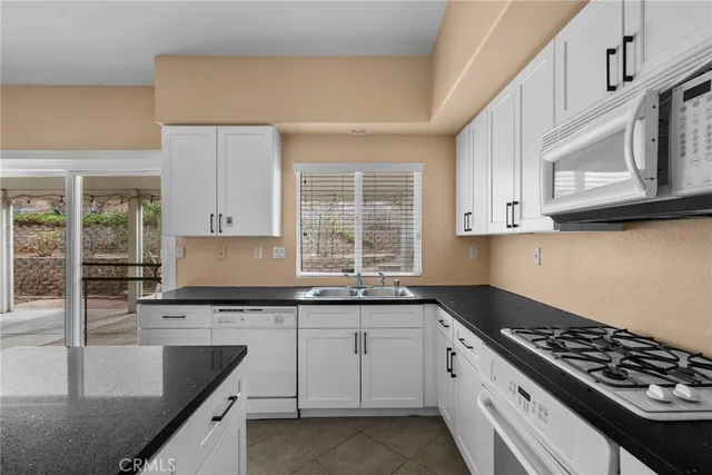 $505,000 | 2104 West W Avenue, Lancaster, CA 93536