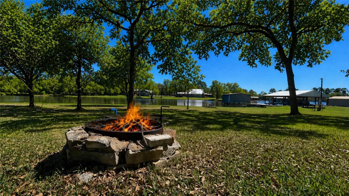 11810 Riley Green Road Franklin, TX 77856 - Photo 24 of 36 a garden view with a bench