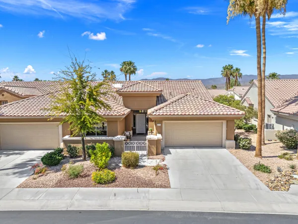 $389,000 | 78764 Putting Green Drive, Palm Desert, CA 92211