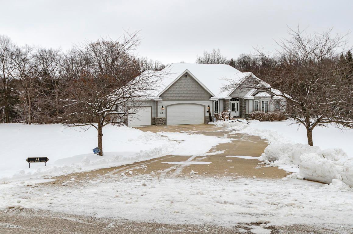 44 River Bluff Place Northwest Rochester, MN 55901 - Photo 2 of 41