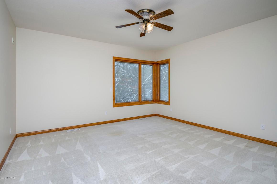 44 River Bluff Place Northwest Rochester, MN 55901 - Photo 18 of 41