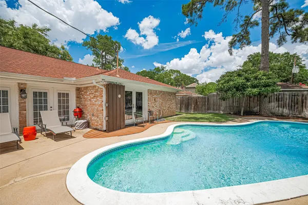 $4,200 | 14127 Britoak Lane, Houston, TX 77079