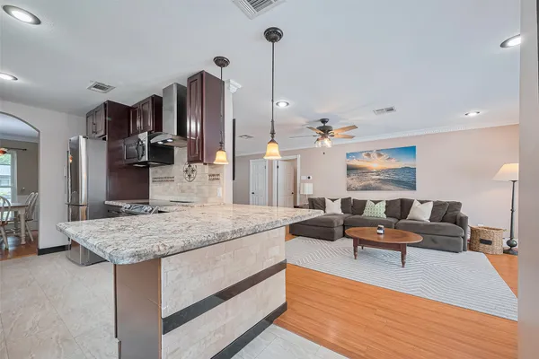 $4,200 | 14127 Britoak Lane, Houston, TX 77079