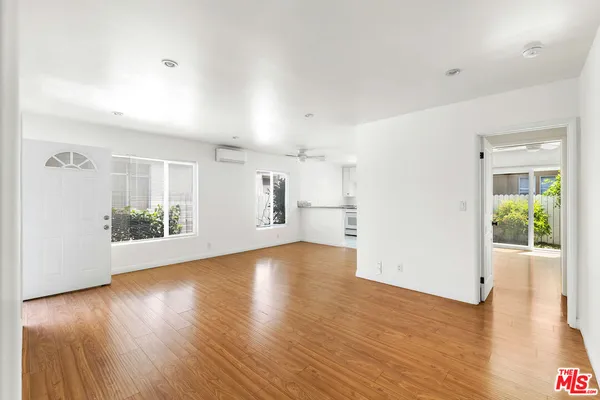 $3,500 | 1466 South Wooster Street, Unit 4, Los Angeles, CA 90035