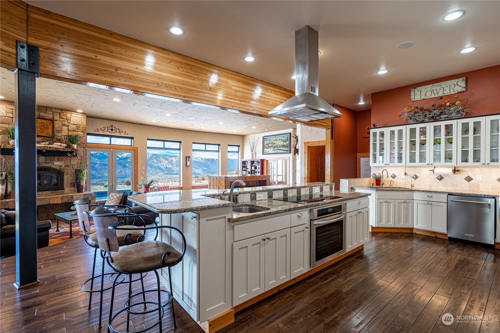 2856 Union Valley Road Chelan, WA 98816 - Photo 8 of 40 Gallery Image 8