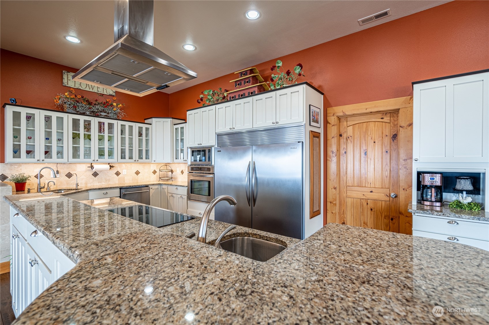 2856 Union Valley Road Chelan, WA 98816 - Photo 9 of 40 Gallery Image 9