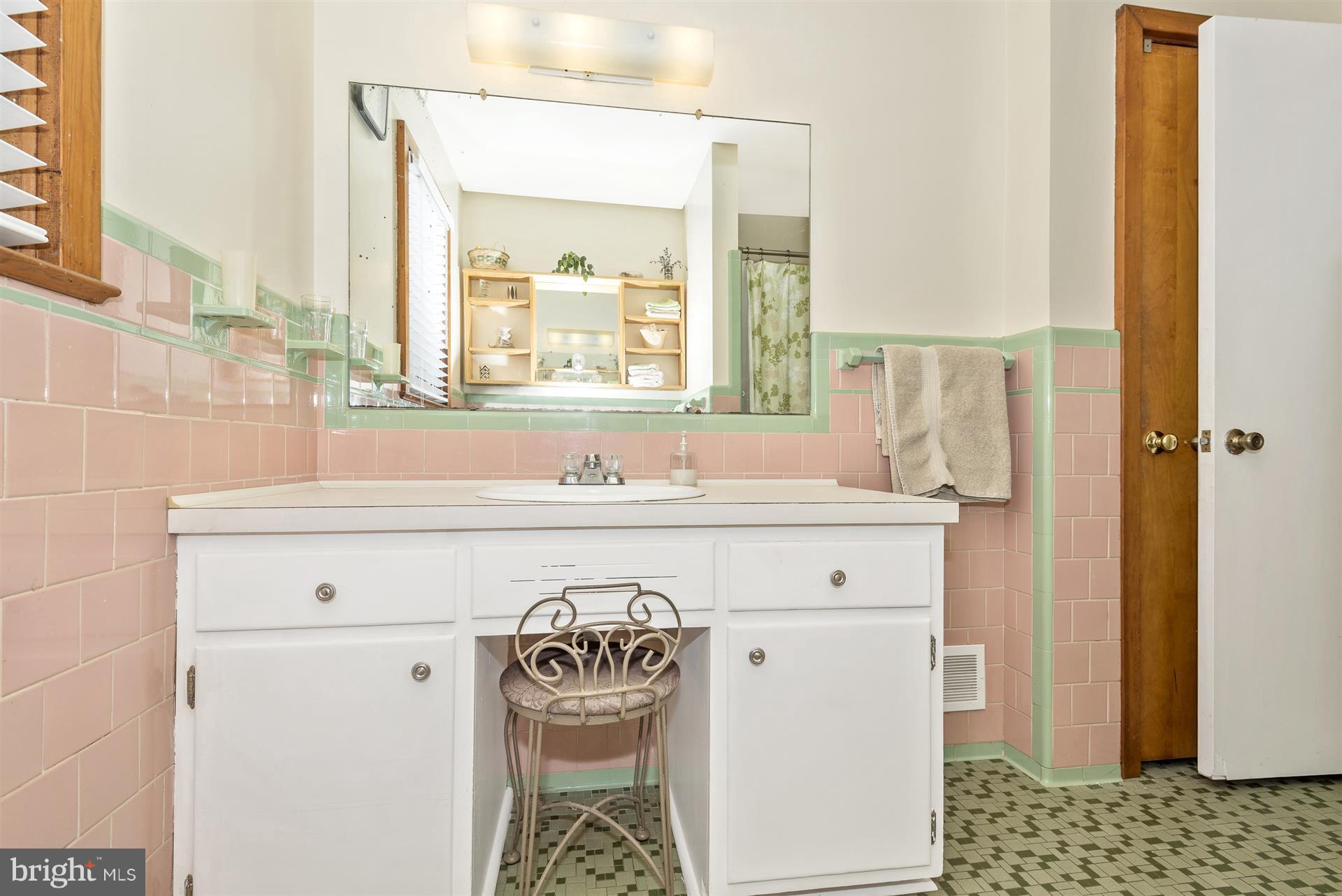 9819 Hawkins Creamery Road Damascus, MD 20872 - Photo 26 of 30 Bath (Master)