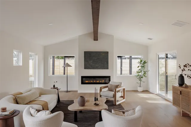 $875,000 | 1400 Corona Drive, Austin, TX 78723