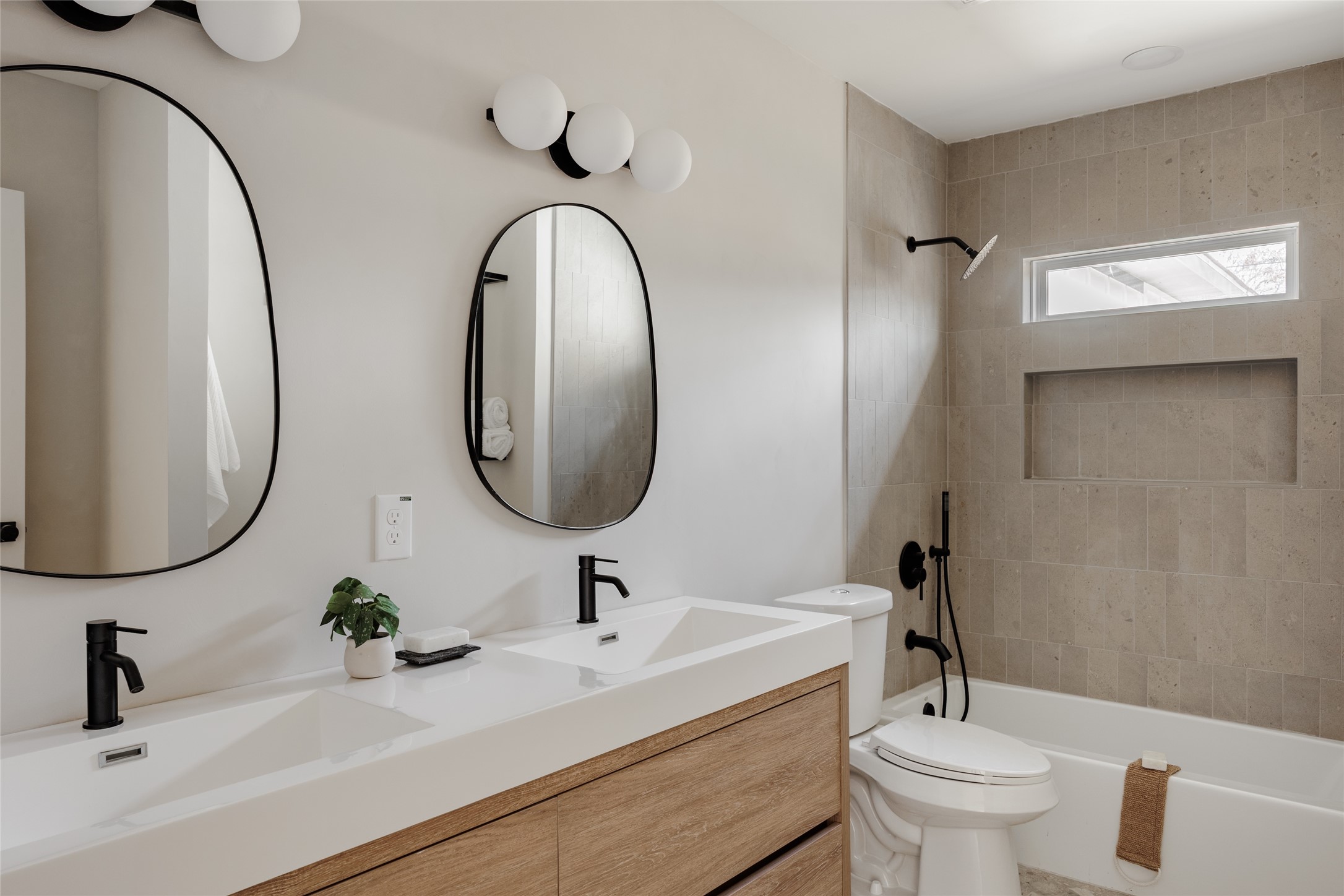 1400 Corona Drive Austin, TX 78723 - Photo 30 of 40