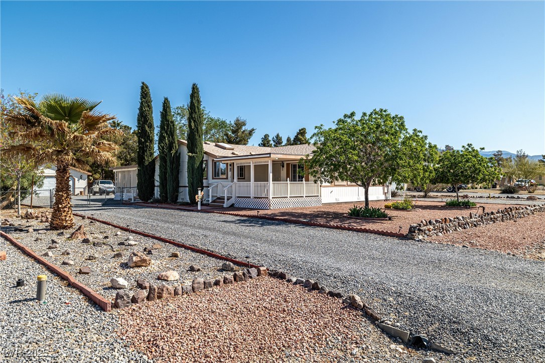 5632 Saddletree Road Pahrump, NV 89061 - Photo 3 of 40 Gallery Image 3