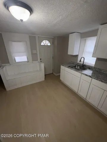 $850 | 532-534 Cherry Street, Unit F, Scranton, PA 18505