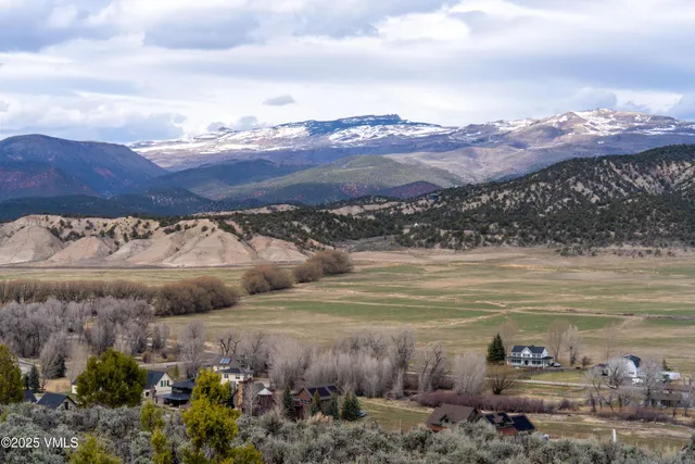 $495,000 | 989 East Haystacker Drive, Eagle, CO 81631