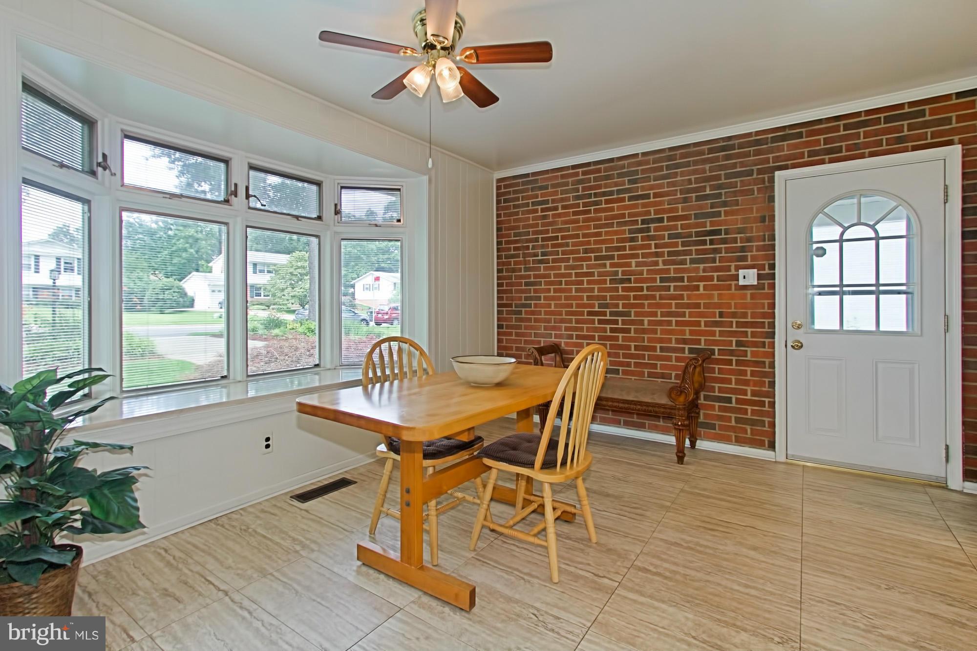 8132 Greeley Boulevard Springfield, VA 22152 - Photo 8 of 30 Kitchen