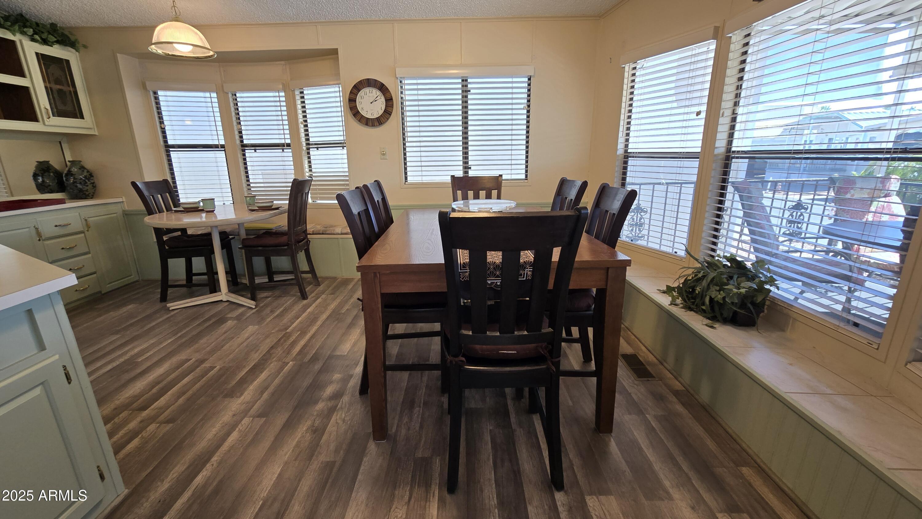 17200 West Bell Road, Unit 569 Surprise, AZ 85374 - Photo 5 of 23 Stanek - Dining Room Update