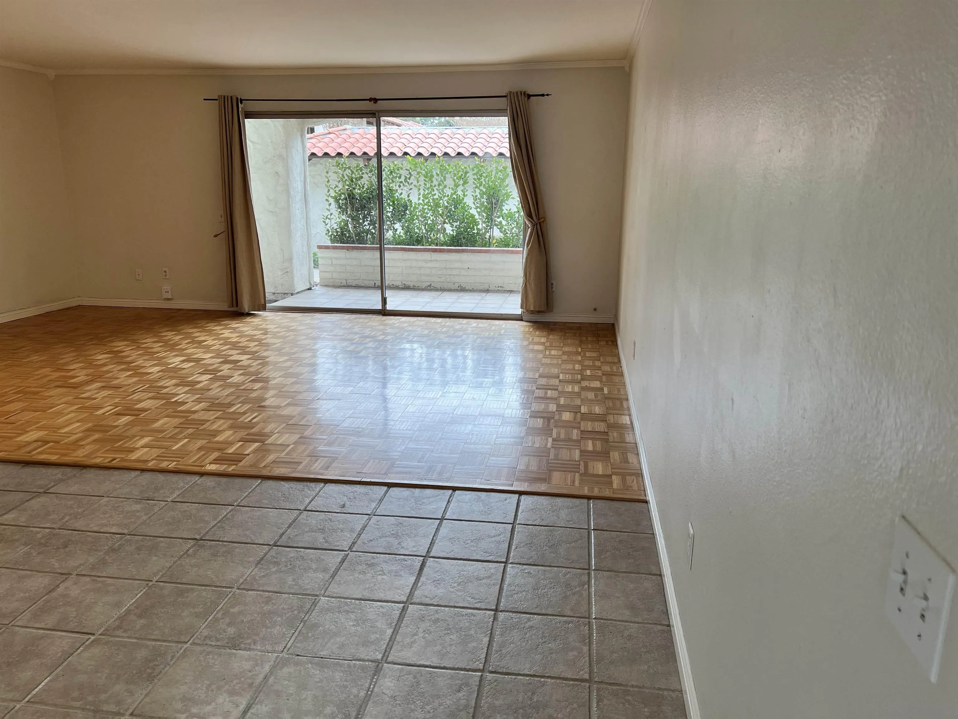 5989 Rancho Mission Road, Unit 107 San Diego, CA 92108 - Photo 3 of 16 Gallery Image 3