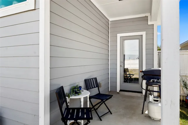 $310,000 | 156 Appleberry Lane, Elgin, TX 78621