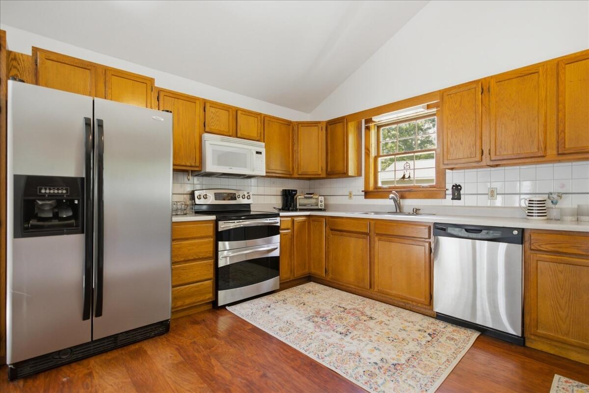 7 Apple Lane Unity, ME 04988 - Photo 18 of 49 Kitchen