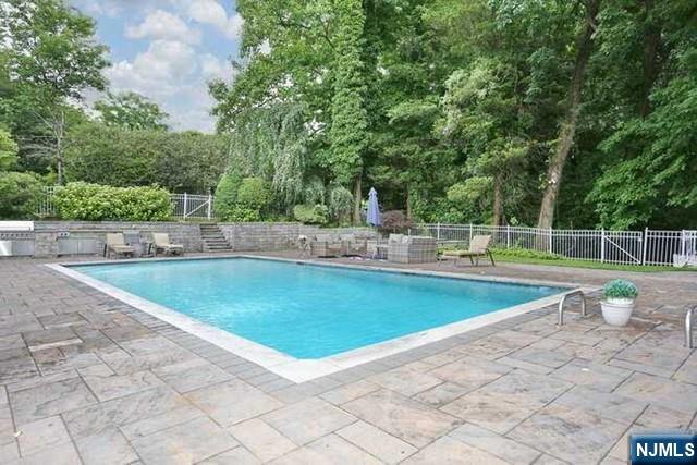 166 Churchill Road Tenafly, NJ 07670 - Photo 40 of 50