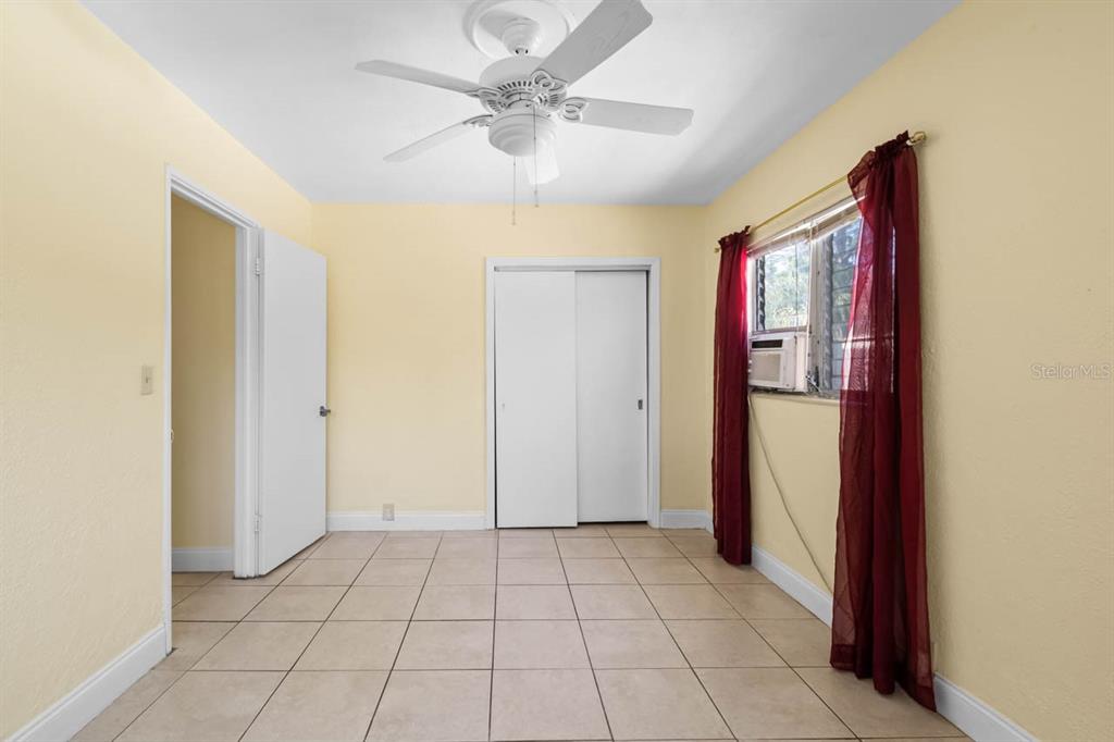 301 5th Avenue Northwest Ruskin, FL 33570 - Photo 15 of 48