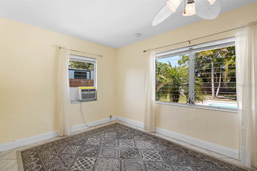 301 5th Avenue Northwest Ruskin, FL 33570 - Photo 20 of 48